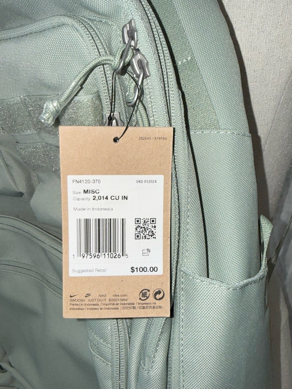 Nike Backpack - Picture 16 of 16
